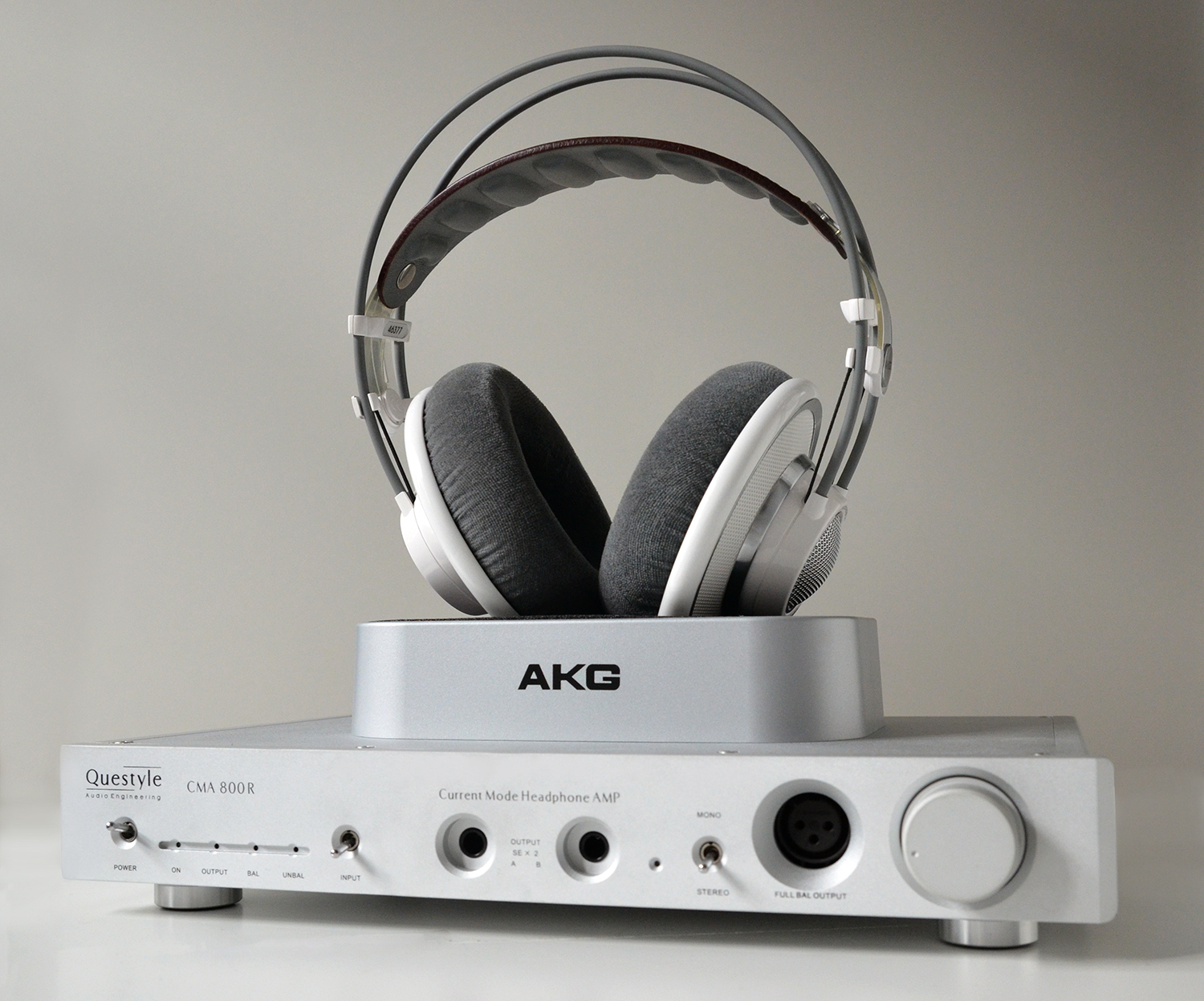 AKG K701 Questyle