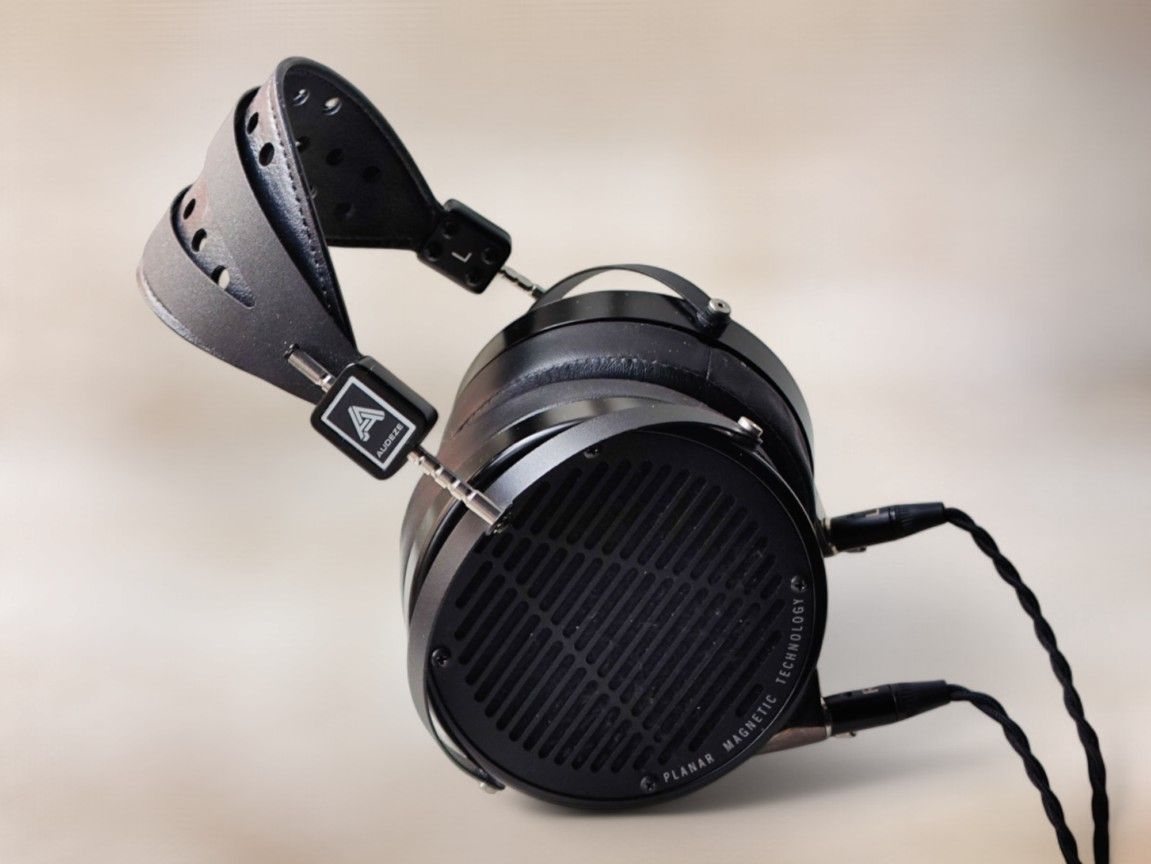 www.headphoneer.com