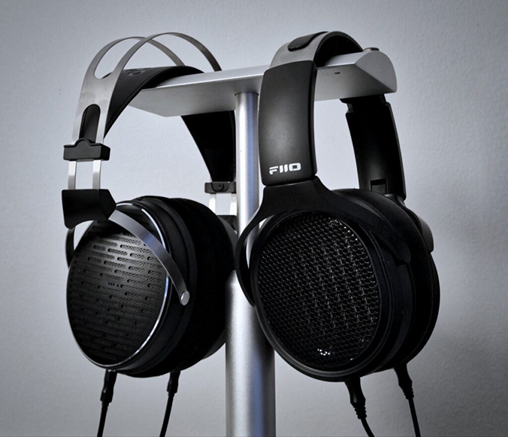 FiiO - Jade Audio JT3 vs JT7