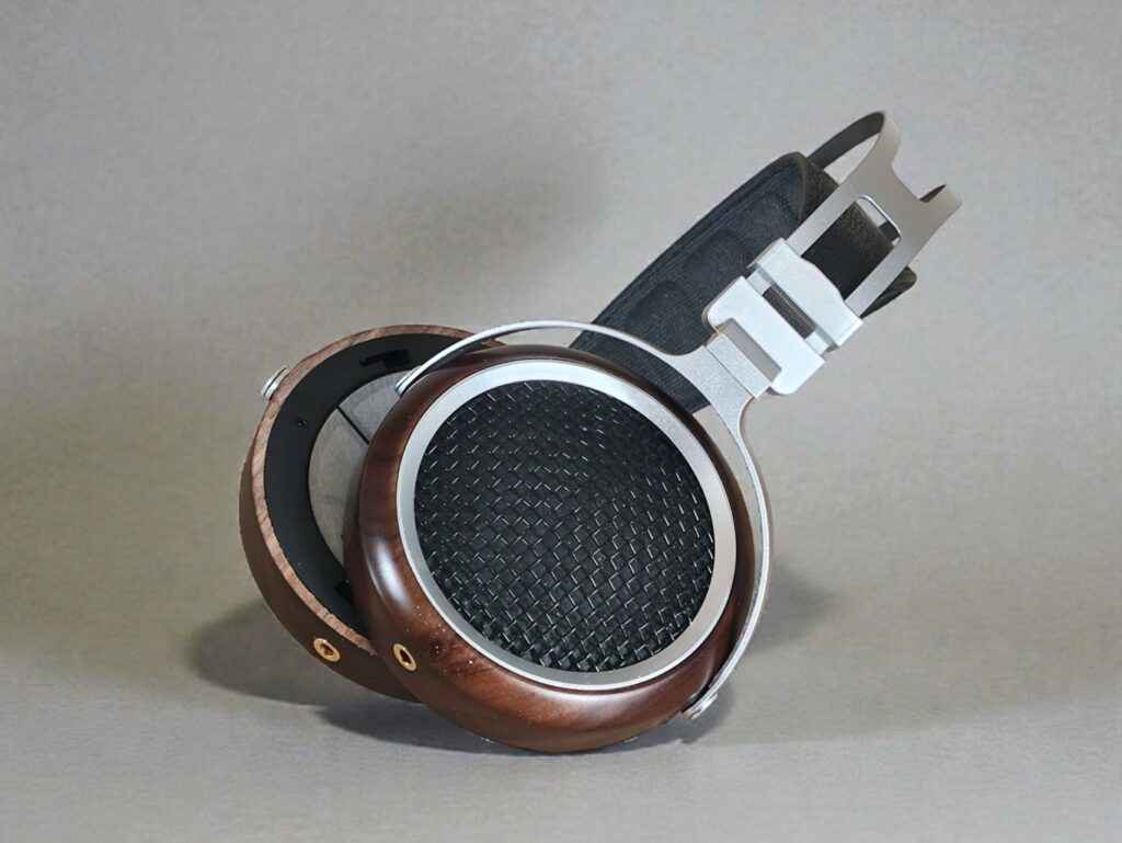 Sivga Luan without pads