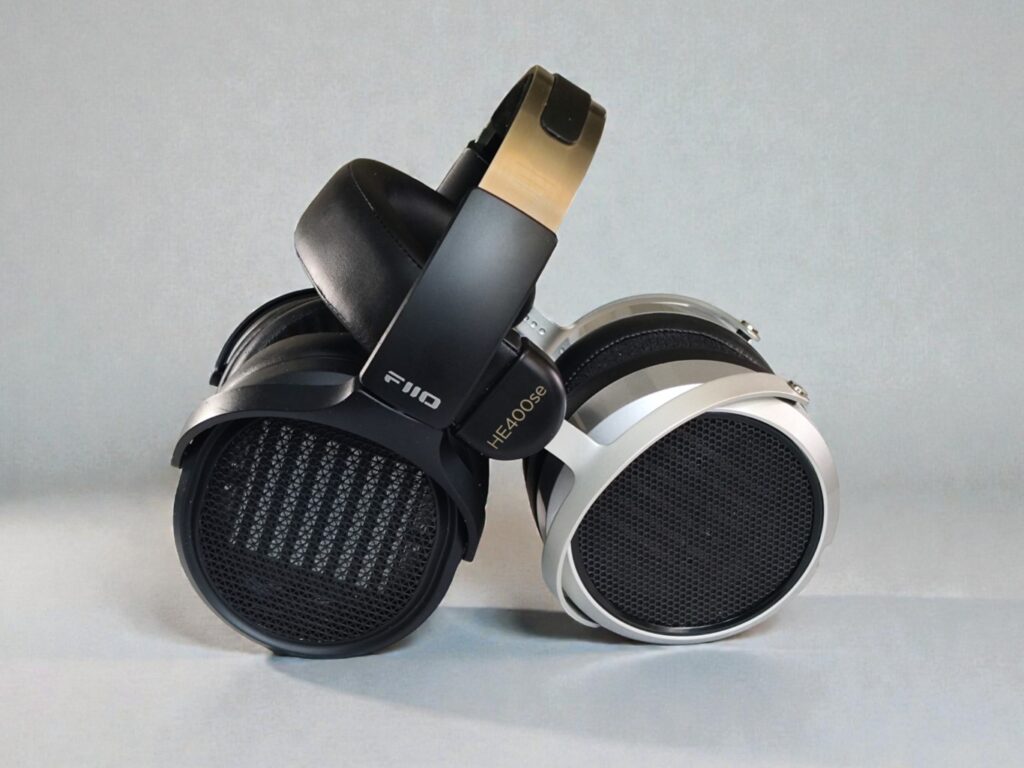 Hifiman HE400SE vs FiiO Jade JT7