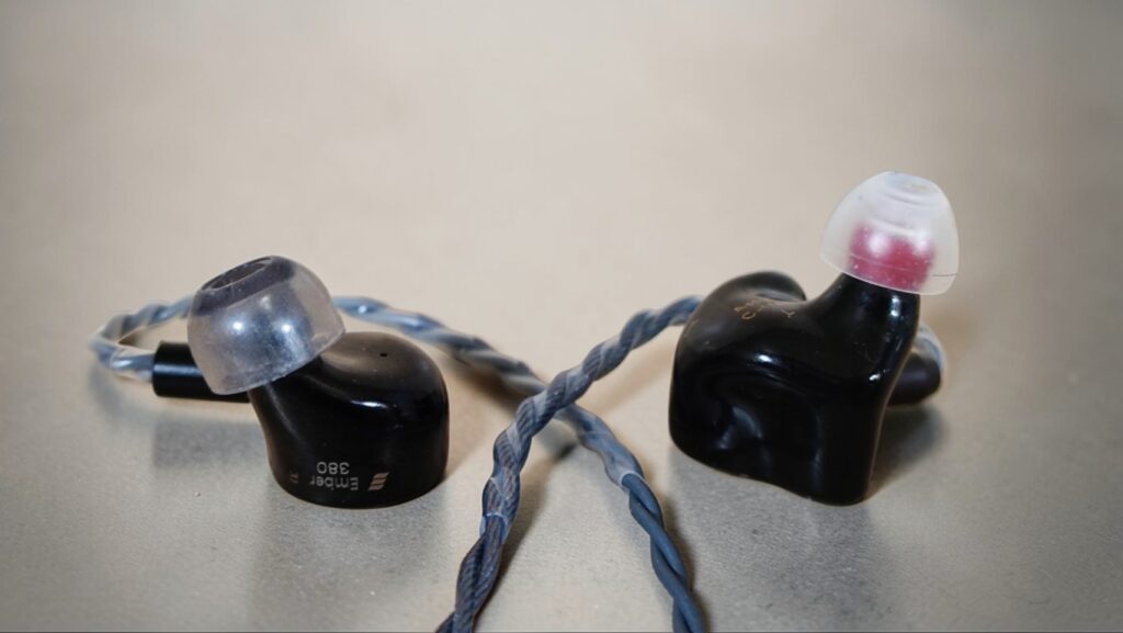 Letshuoer Ember vs Kiwi Ears x HBB Punch