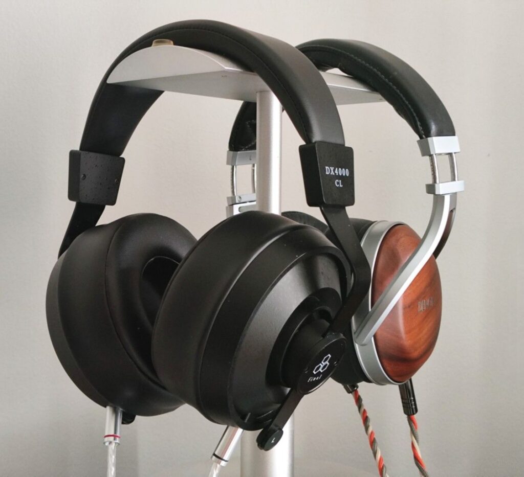 Final DX4000CL vs Denon D7200