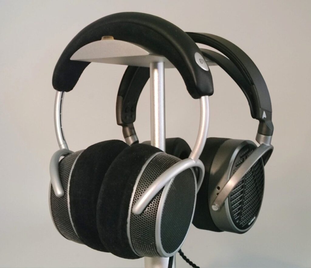 Grell OAE2 vs Audeze MM-100