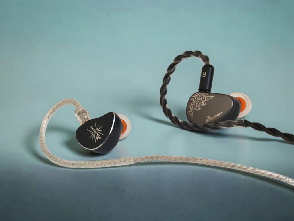 Kiwi Ears Belle vs Cadenza II