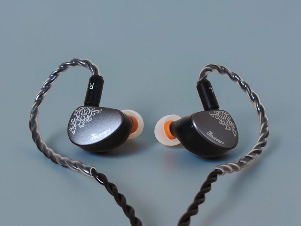 Kiwi Ears Cadenza II - 2