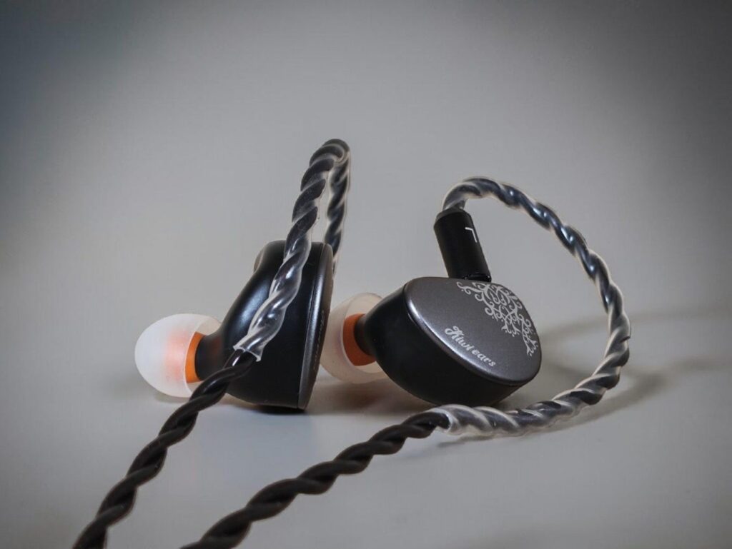 Kiwi Ears Cadenza II - 2