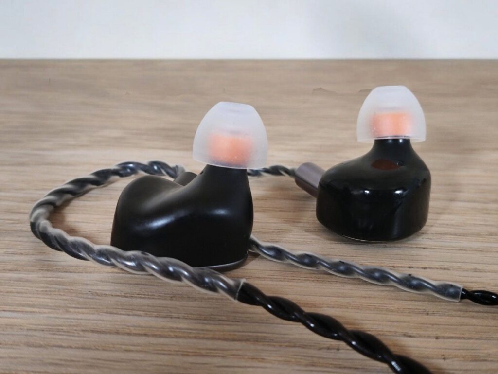 Kiwi Ears Cadenza II vs Cadenza original