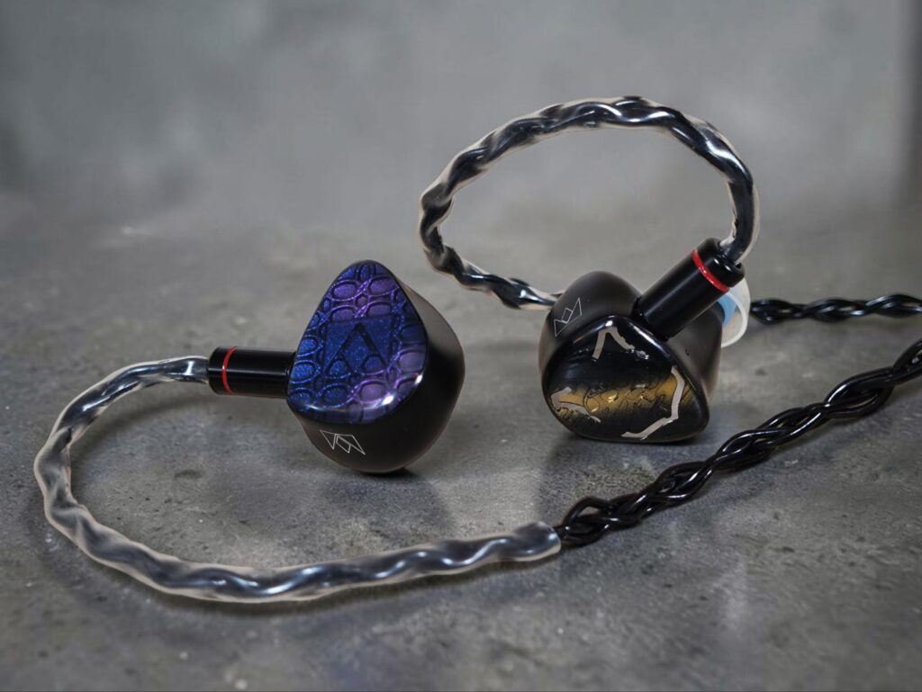 Noble Audio Knight vs Vanguard